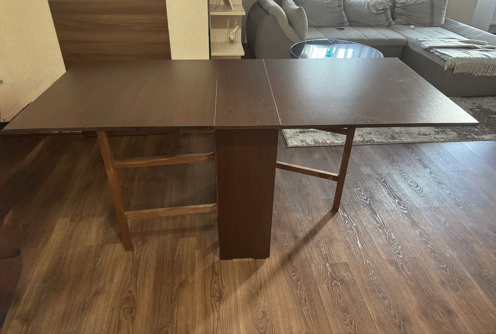 Vand masa retractabila