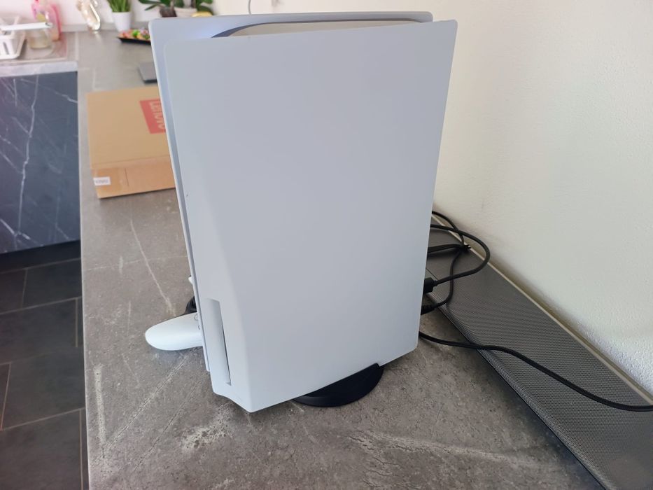 Vând PS5 DiskEdition cu jocuri