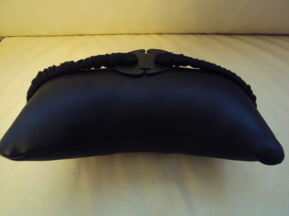 Възглавница за стол за плейстейшен.