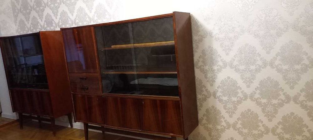 Сервант. Румыния. В отличном состоянии
