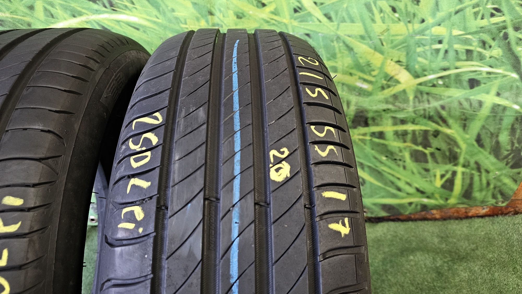 215 55 17 vara michelin