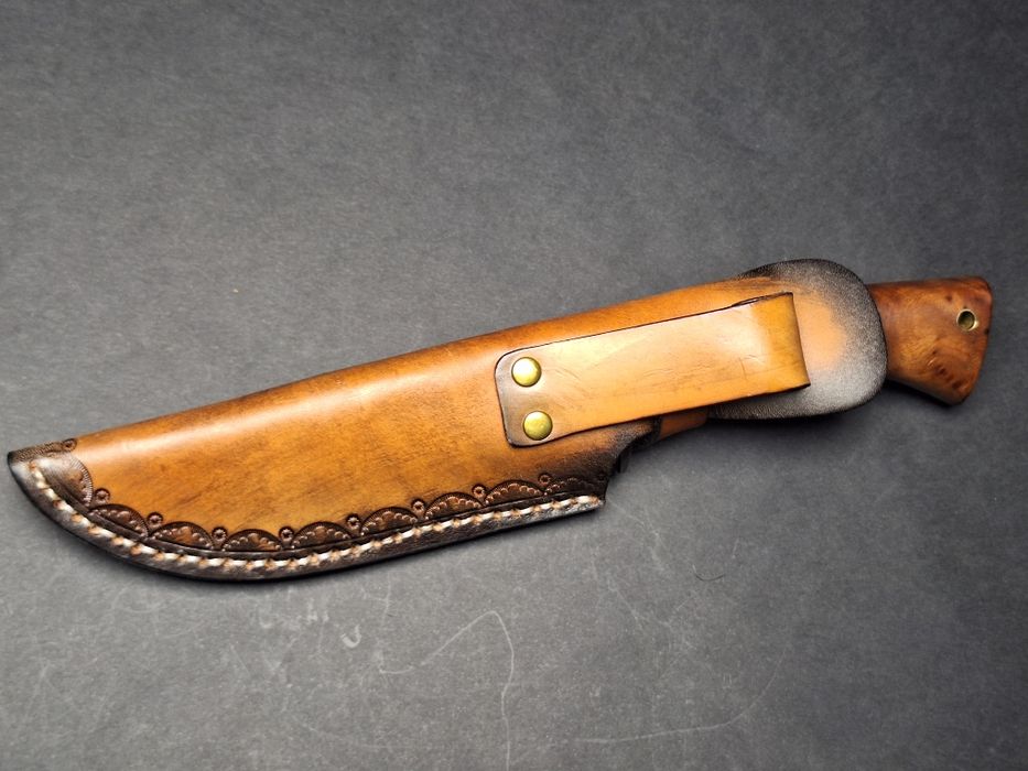 Японски нож Дамаска стомана VG10 с кожена кания