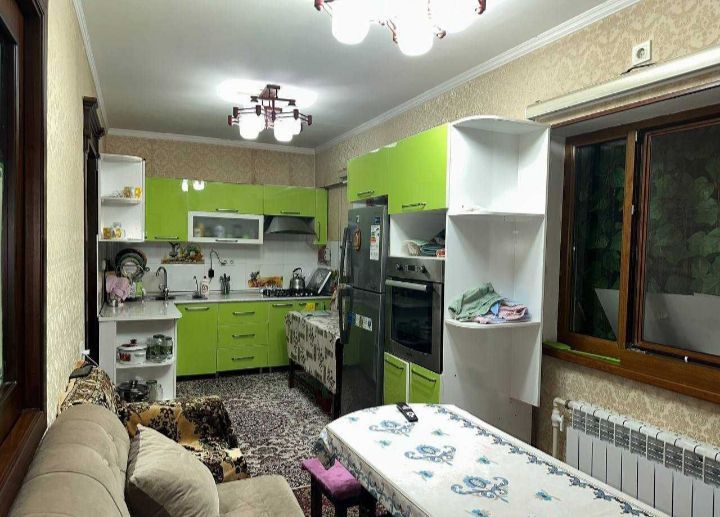 Продаётся квартира Хадре Ор-р Цирк. 77 серия  80м2+ 170 цокольный этаж