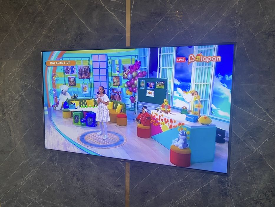 LG TV смарт ТВ работает отлично.