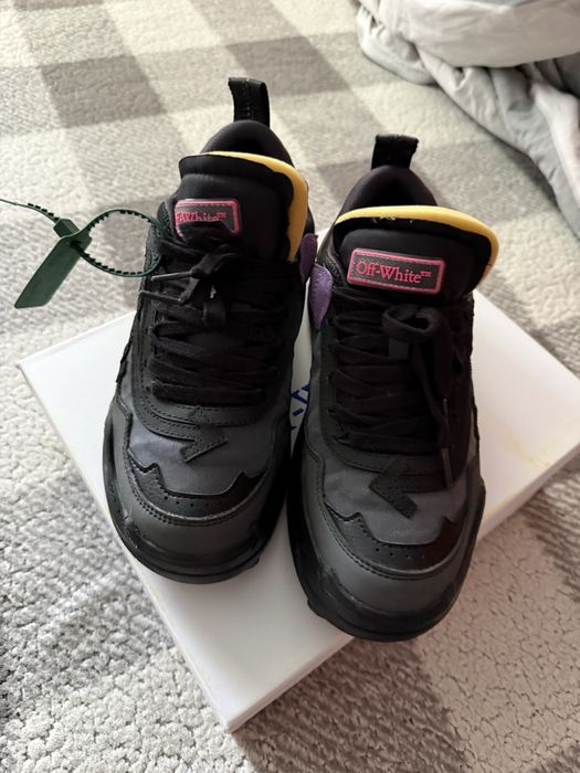 OFF-WHITE Odsy-1000