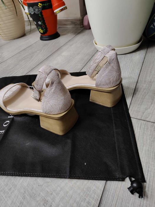 Дамски обувки сандал 41 номер, естествена кожа, нови