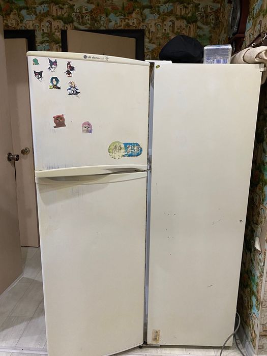 Продам холодильник