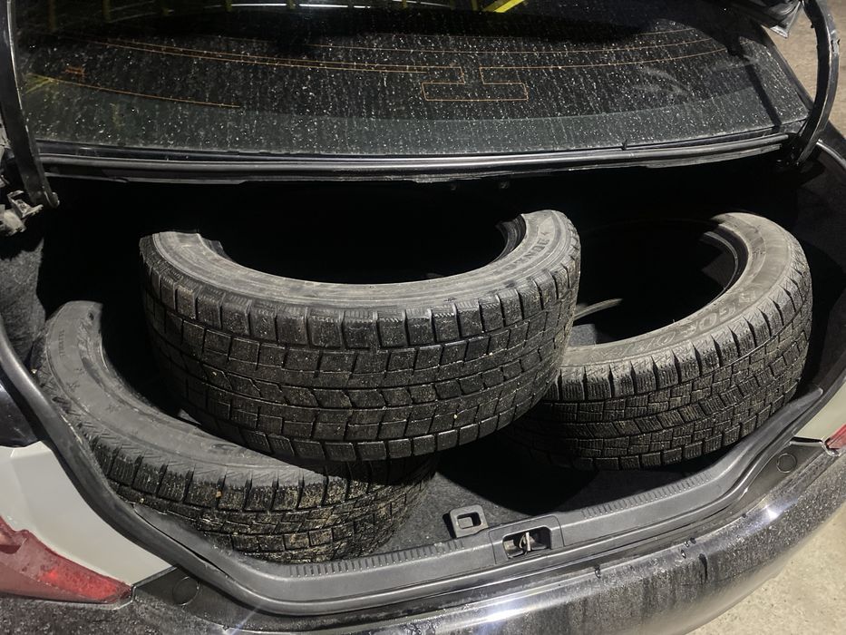 Зимны шины 215/55/17