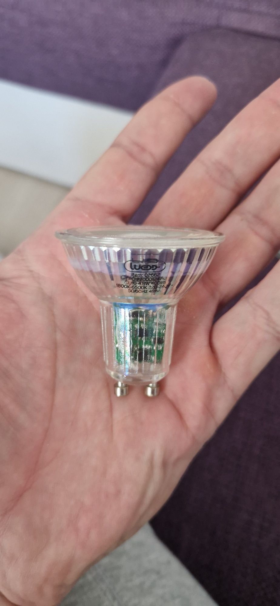 Becuri inteligente WI-Fi - 1800K -6500K