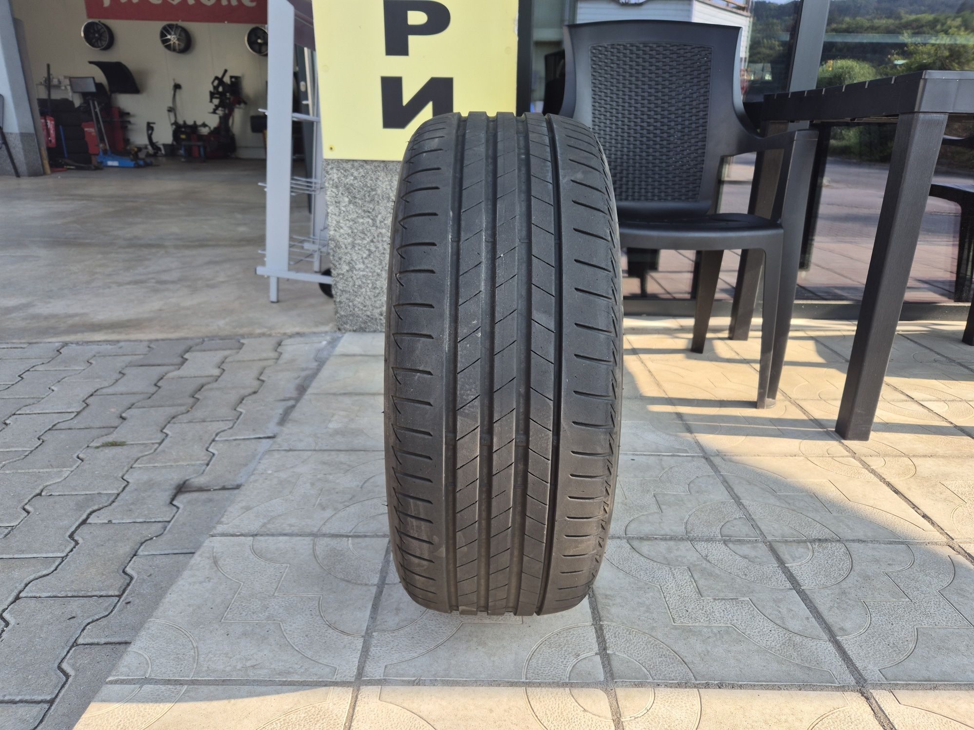 1бр.лятна гума 225/45/18 95Y Bridgestone 20г.