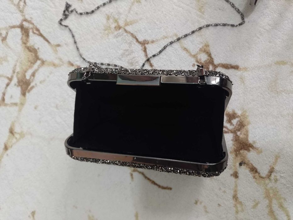 нови бални обувки 38н. и чанта 95 лв