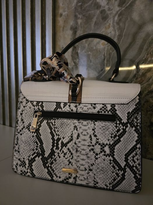 Geanta Aldo Noua, dimensiune medie