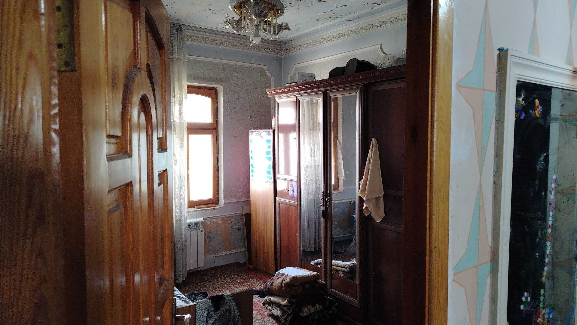 Продам 4/8/9 Крестик 40 лет