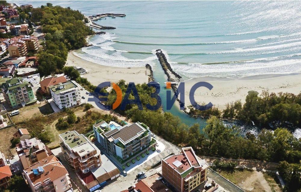 Продава се Двустаен апартамент в Приморско - 60 кв.м за 2667 €/кв.м - Снимка #8