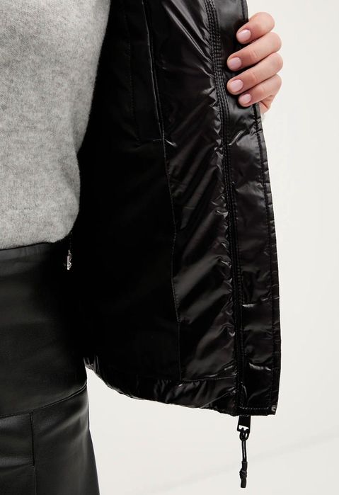 Елек Tommy Jeans пух