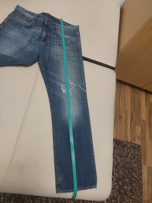 Blugi rupți mărimea W36/L32