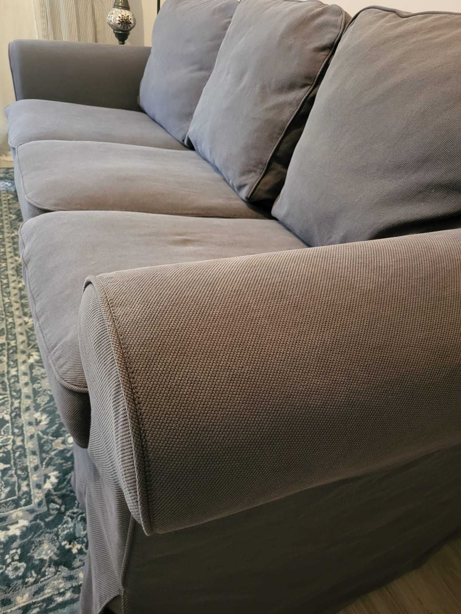 Canapea EKTORP + Taburet IKEA – Super Preț! Confort & Stil!