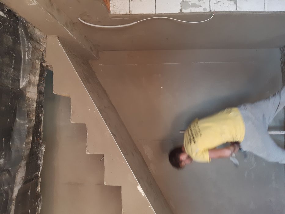 Srl executăm tencuiala mecanizata