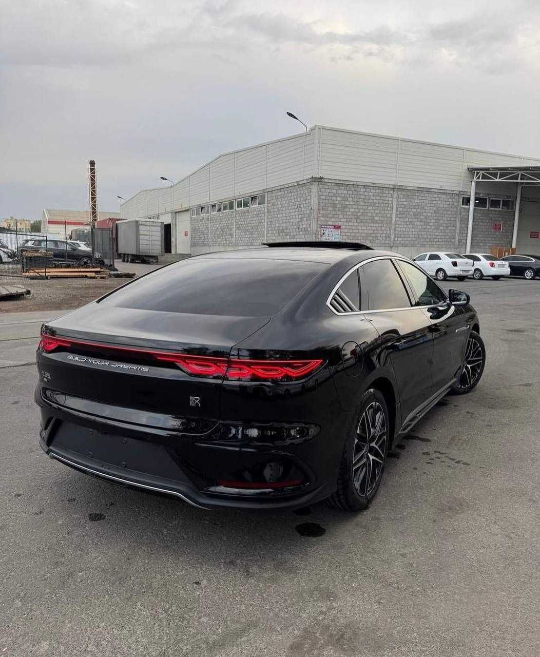 BYD Han smart 2025г model! 701 км! Черный! Без пробега! Нотариус!