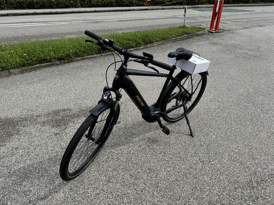 Vând bicicletǎ semi  electricǎ