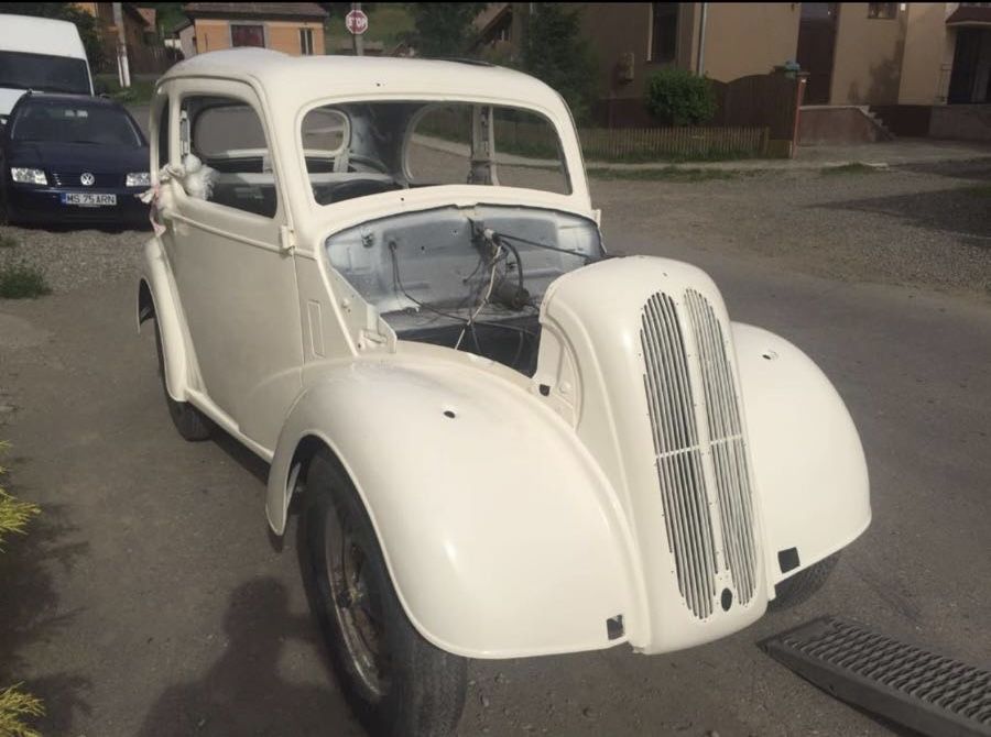 Vand sau schimb Ford Popular - masina de epoca