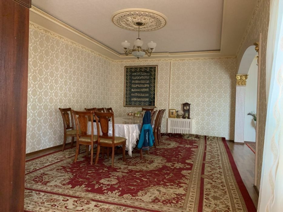 Продаётся дом на Ракат махалле Яккасарайского района.