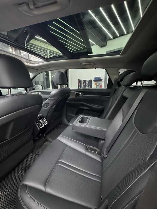 Kia Sorento 2023-yil Toza Sotiladi