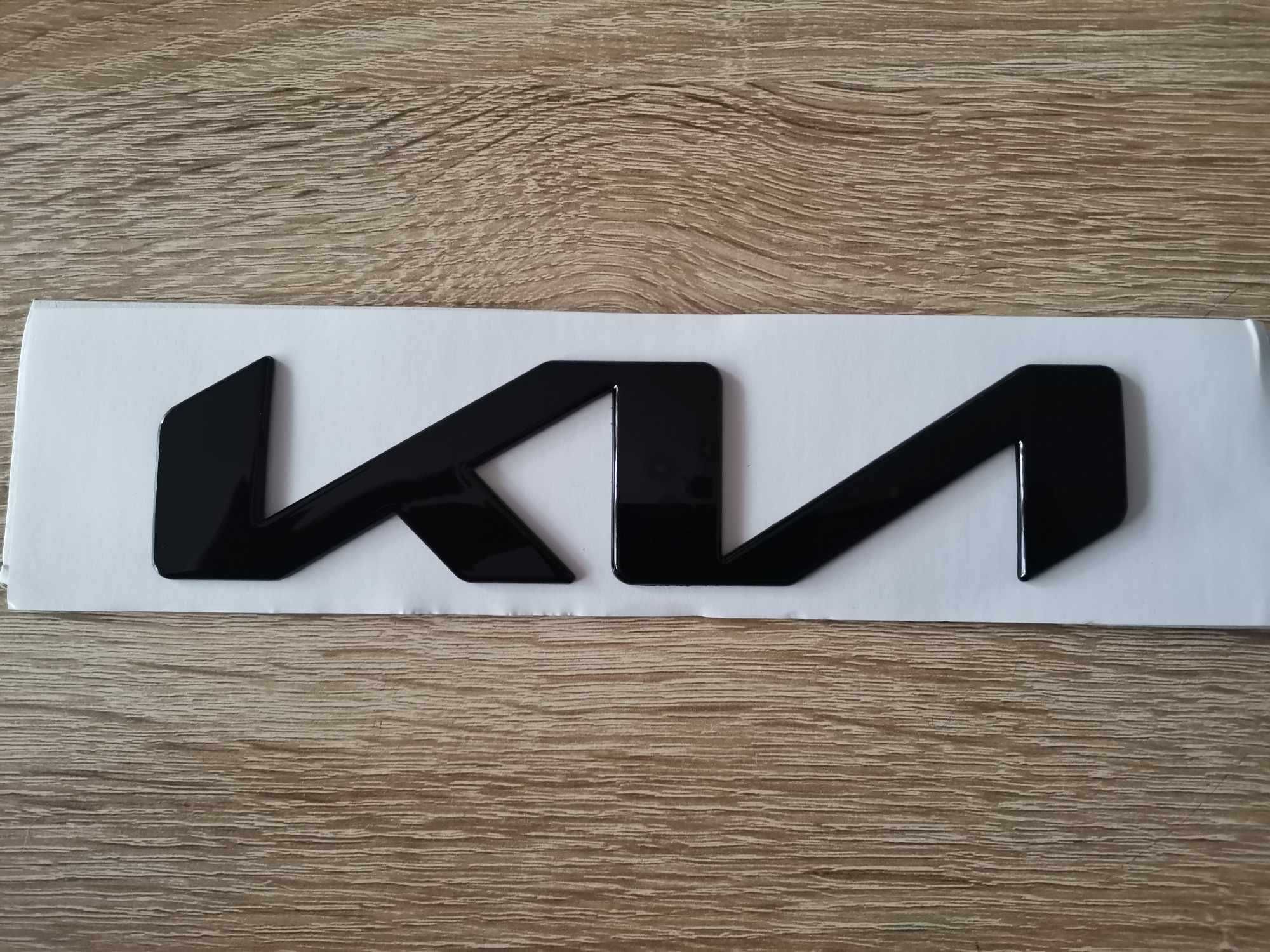 Лого Kia черен гланц 21см