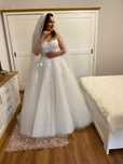 Vand rochie de mireasa