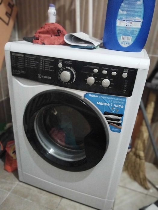 Продам стиральную машинку