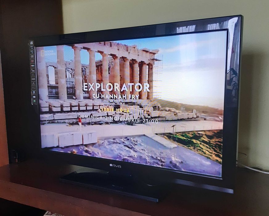 Televizor LCD AYA - A32 BC3206 - 81cm + DVD player