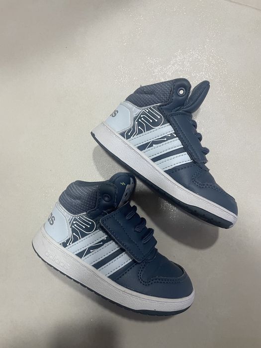 Детски обувки Адидас(Adidas)