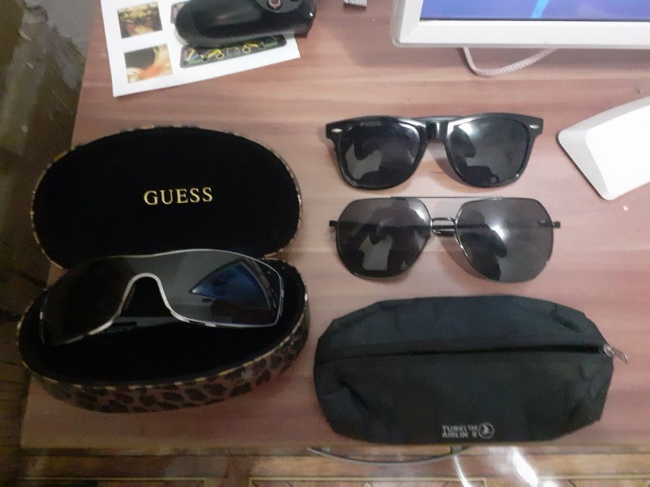 Ochelari parada si simpli