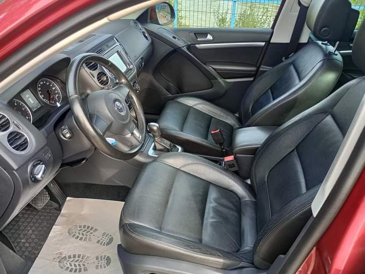 Tiguan 2.0 tdi 4x4 - 140 cp AUTOMAT