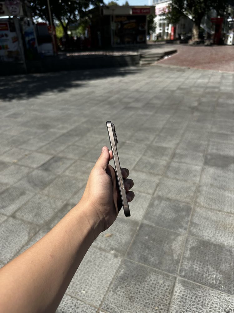 Boʻsh tolov 15%/ iphone 16 pro Max (100%)
