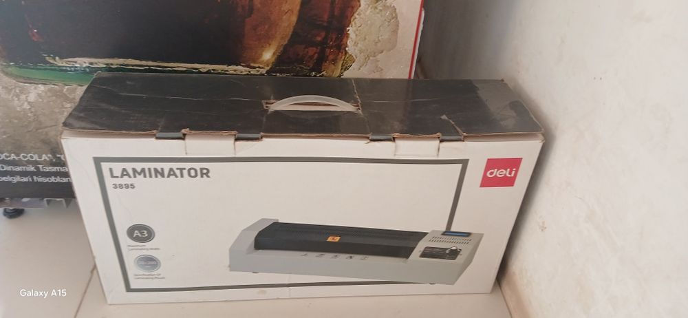 Laminator deli sotiladi