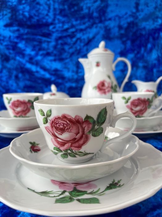 Елегантен чаен сервиз TIRSCHENREUTH Bavaria