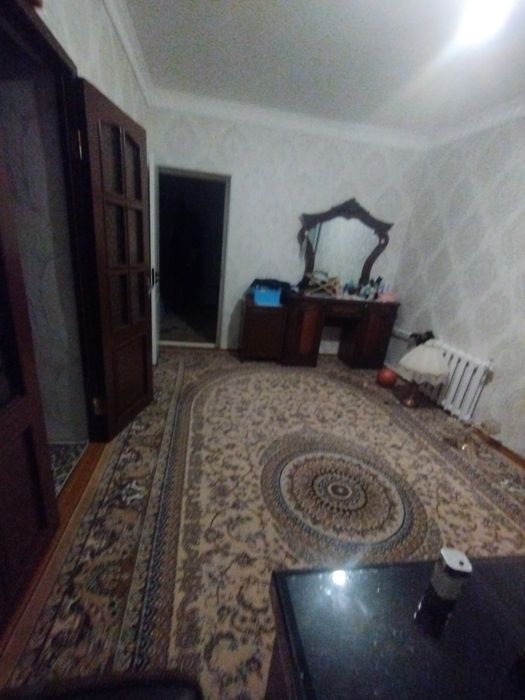 Kvartira sotiladi 52