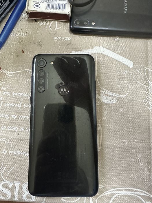 motorola G8 power ,64 gb liber retea
