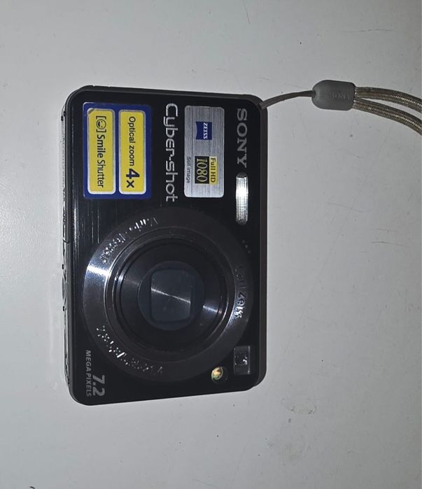 Продаю фотоаппарат марки Сони без зарядки, за 3000 тенге