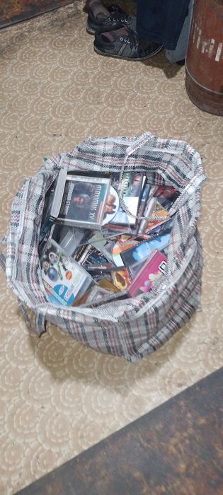 Продам Кассеты дивиди.