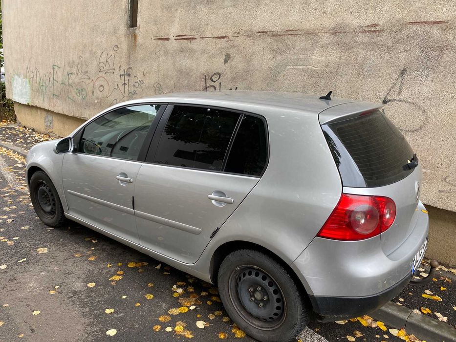 Volkswagen Golf 5 1.9 TDI 105 cp
