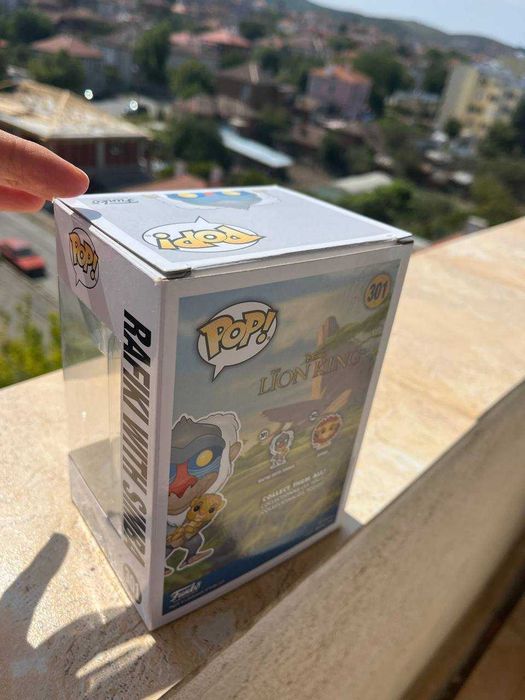 Колекциона играчка Funko Pop Rafiki with Simba