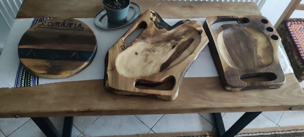 Tocătoare și platouri