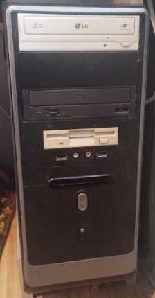 Компютър с ЛИЦЕНЗИРАН Win.10 Pro, 64 bit - 50 лева.