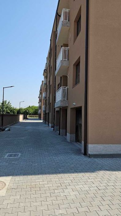 Продава се Четиристаен апартамент в Пловдив, Остромила - 144 кв.м за 1153 €/кв.м - Снимка #12