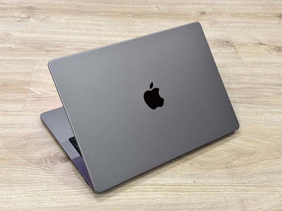 Като Нов 14’Macbook Pro 14/M1 Pro/2021/16GB Ram/512GB SSD/