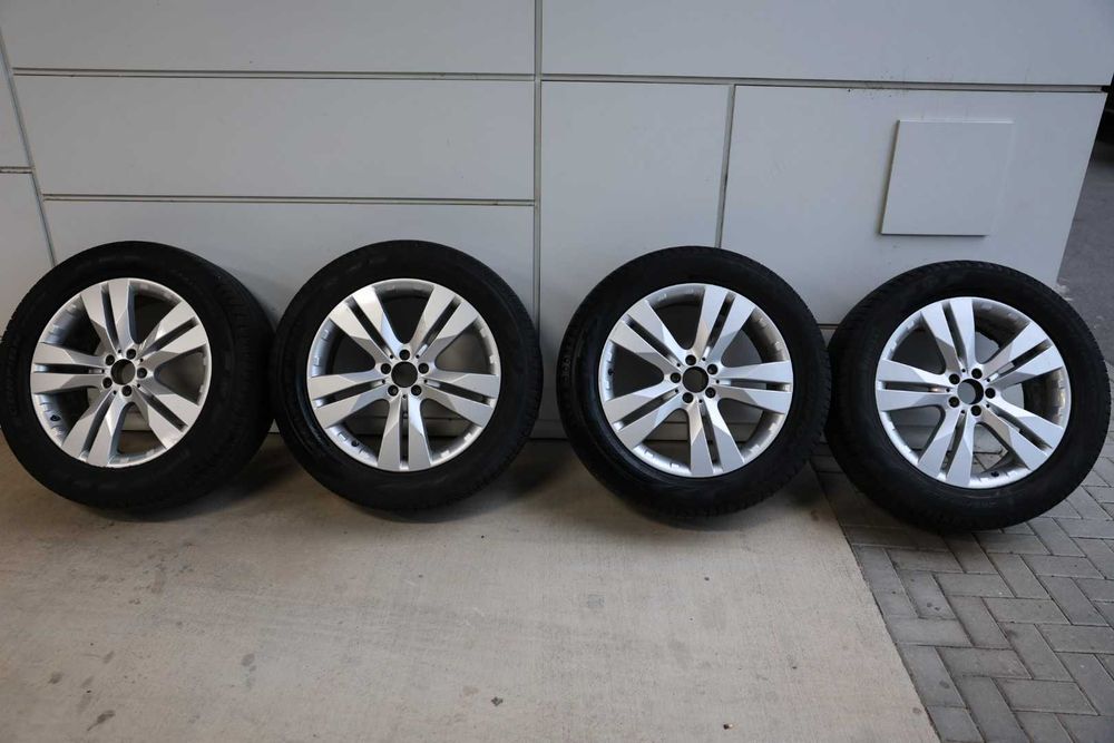 Оригинални Мерцедес Джанти 20' с гуми Пирели Скорпион 285/50/20