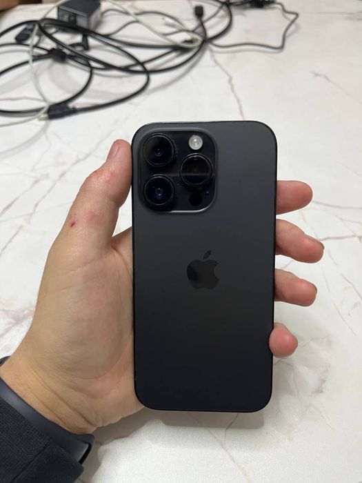 Продам iphone 14 pro