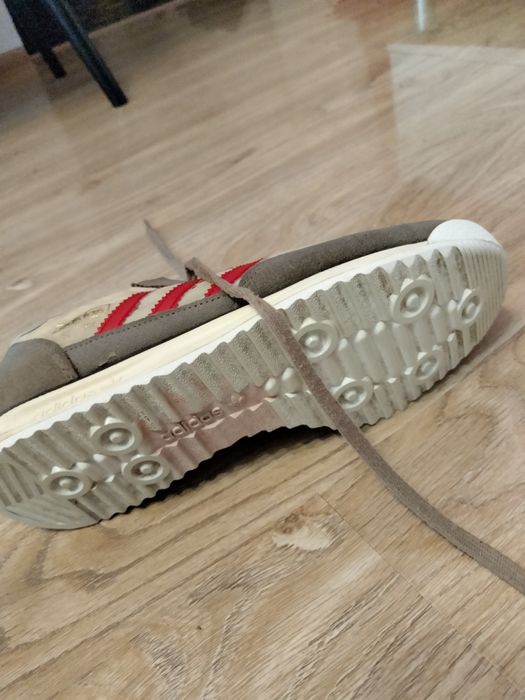 Vind adidașii,, Adidas,, preț negociabil